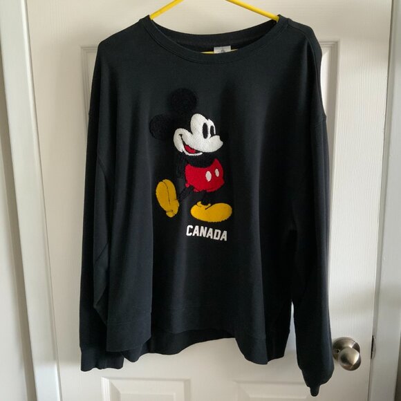 MICKEY MOUSE CANADA SWEATSHIRT SIZE XXL - Picture 1 of 11
